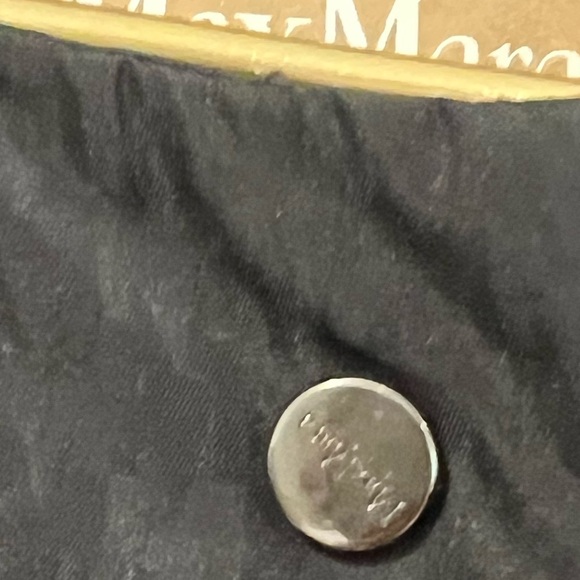 Max Mara Women's Mid-Length Quilted Vest with Pockets and Snap Fasteners Sz8 - Picture 5 of 12